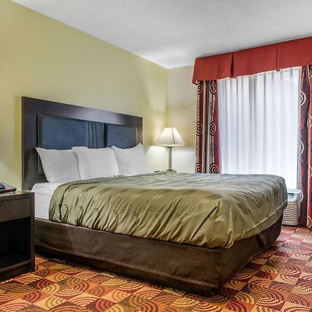 Quality Inn Bloomington Near University Exterior foto