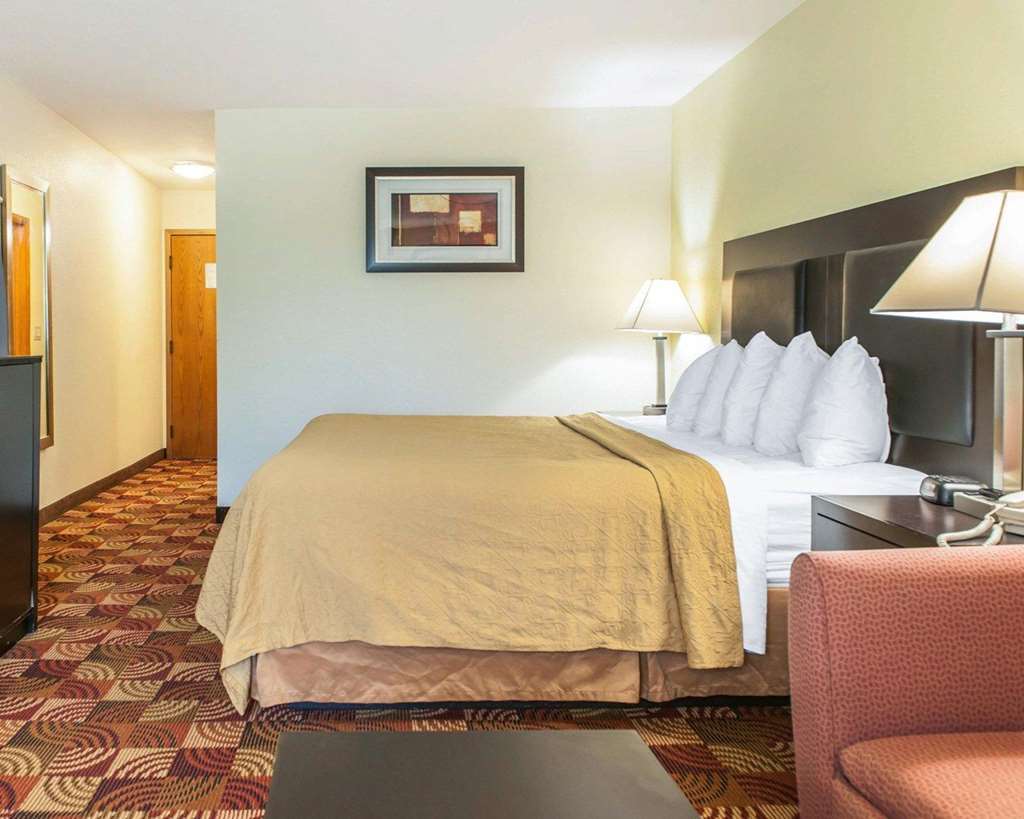 Quality Inn Bloomington Near University Habitación foto